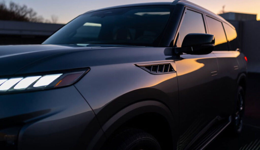 日産インフィニティQX80エクステリア